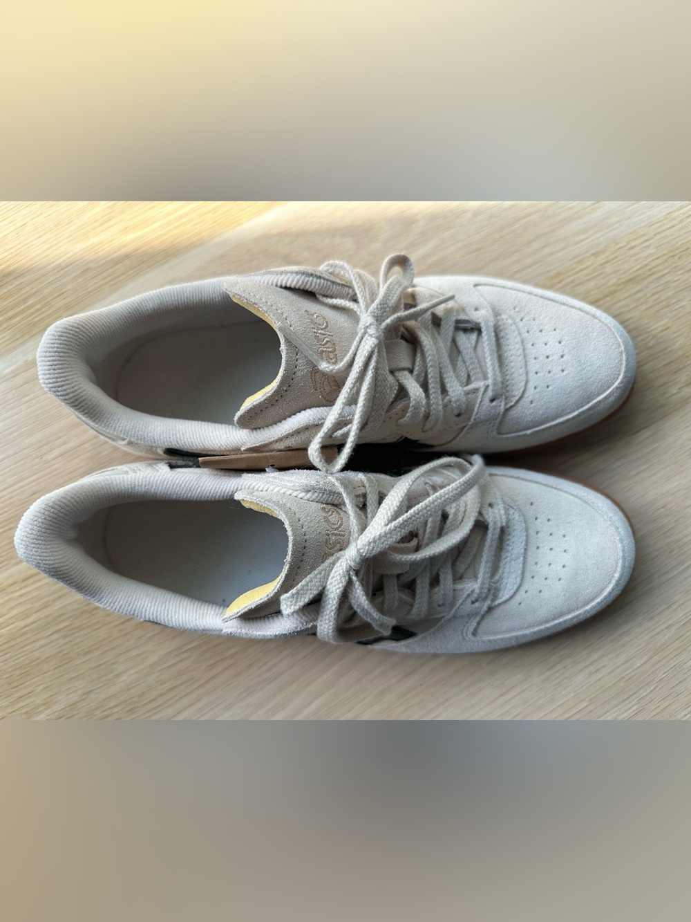 Asics Cream Suede Skyhand OG Sneakers with Black Stripes Women’s 9, Men’s 7.5 - Picture 7 of 11